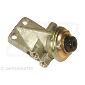 81866602 Pompa paliwa Ford  5640 6640 7740 7840 8240 8340 